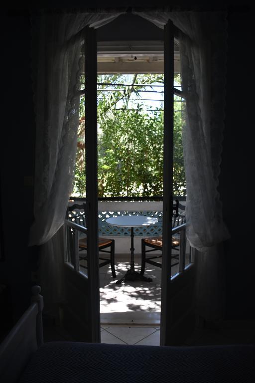 Studio Kostas Hotel Asprogerakata Exterior photo
